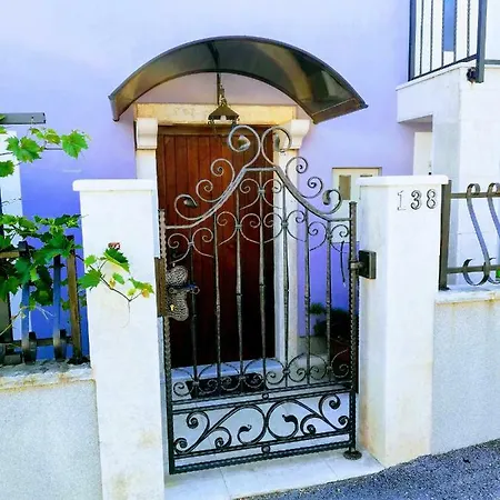 Appartement Lavanda Apartmant Near Seea Pomer